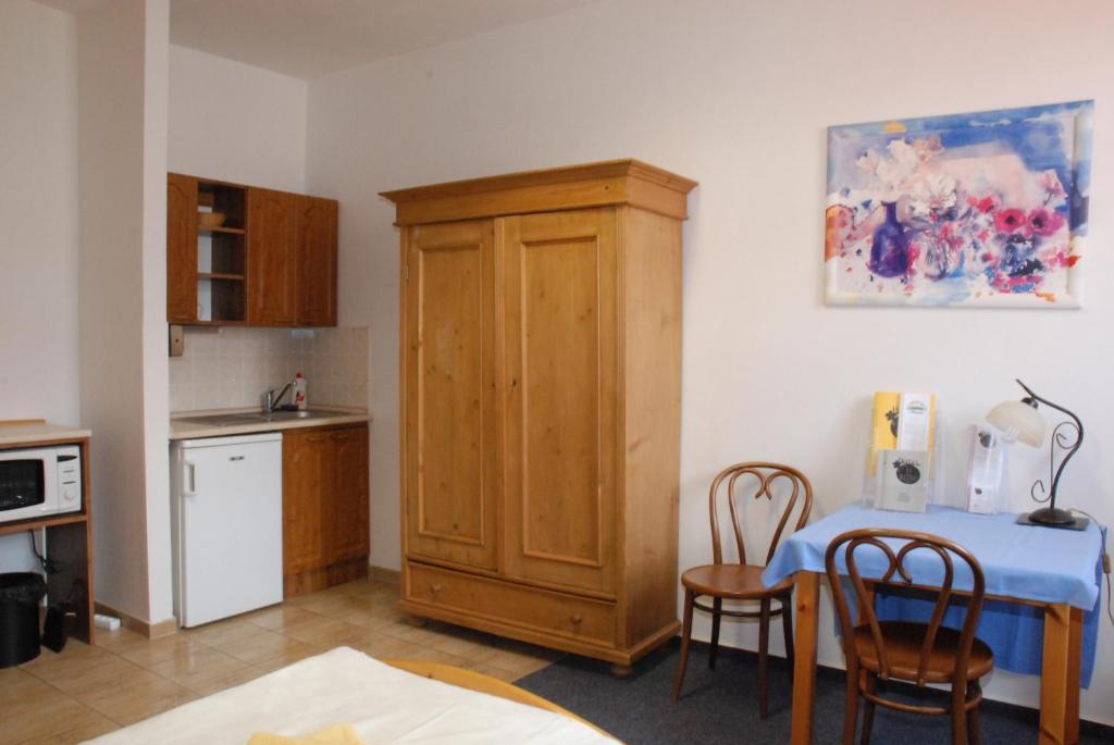 Hotel U Ruze Slavonice Quarto foto